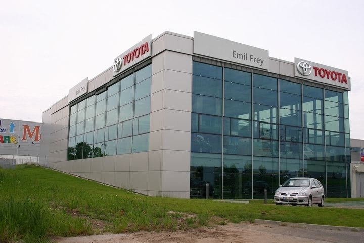 TOYOTA