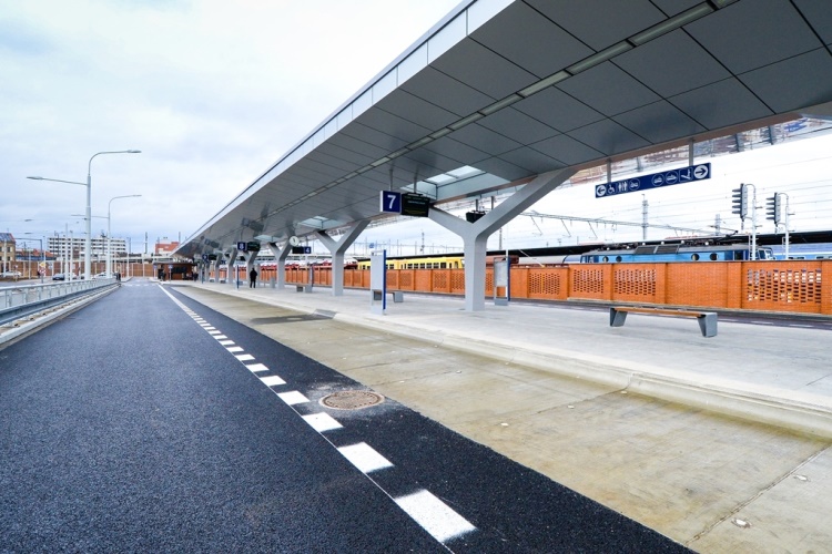 AUTOBUSOVÝ TERMINÁL PLZEŇ
